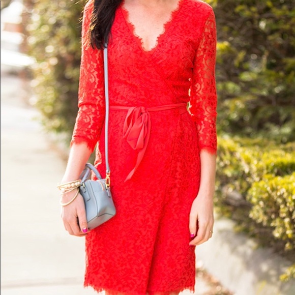 NWOT Diane VonFurstenberg Julianna Lace Wrap Dress - Picture 3 of 5